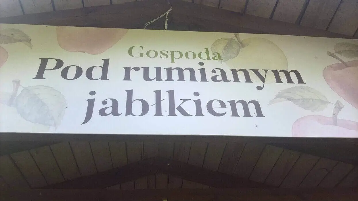Pod Rumianym Jabłkiem (Pod Zachrypniętym Kogutem) - Glewo
